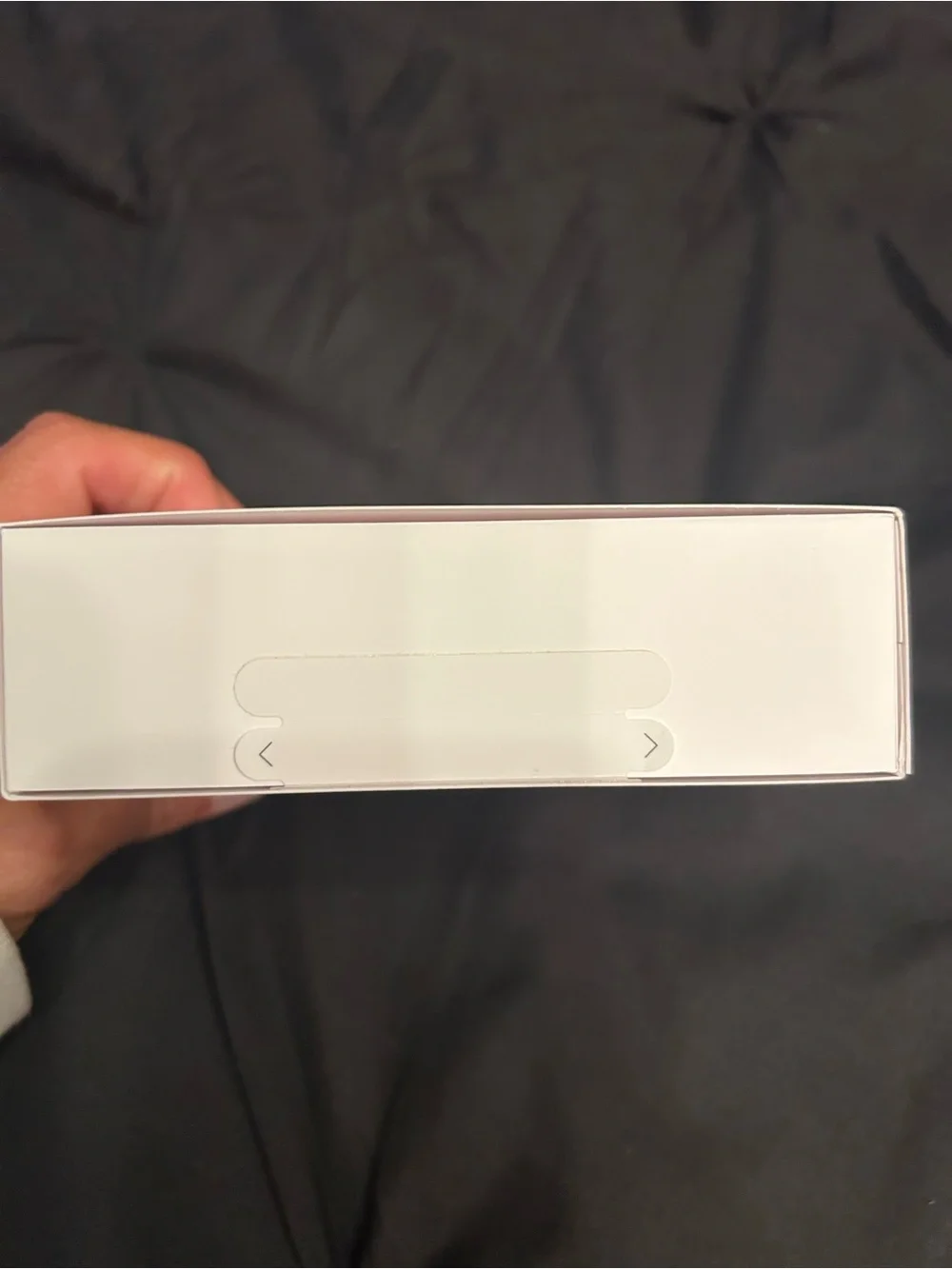 Oura Ring 4 Box in White and Silver